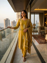 Summer Trending Collection Kurti Pant Set With Dupatta
