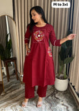 BEAUTIFUL EMRODIARY PATCH ON NACK AND DOUBLE POCKET