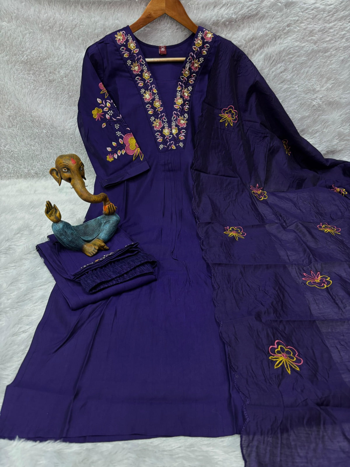 Elegant Straight Kurti Pant With Chanderi Silk Dupatta Set